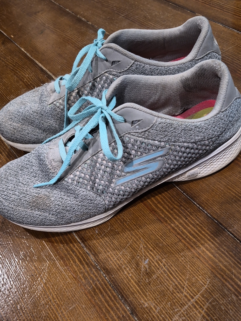 Skechers Women's Light Gray Knit Sneakers with Light Blue Accents